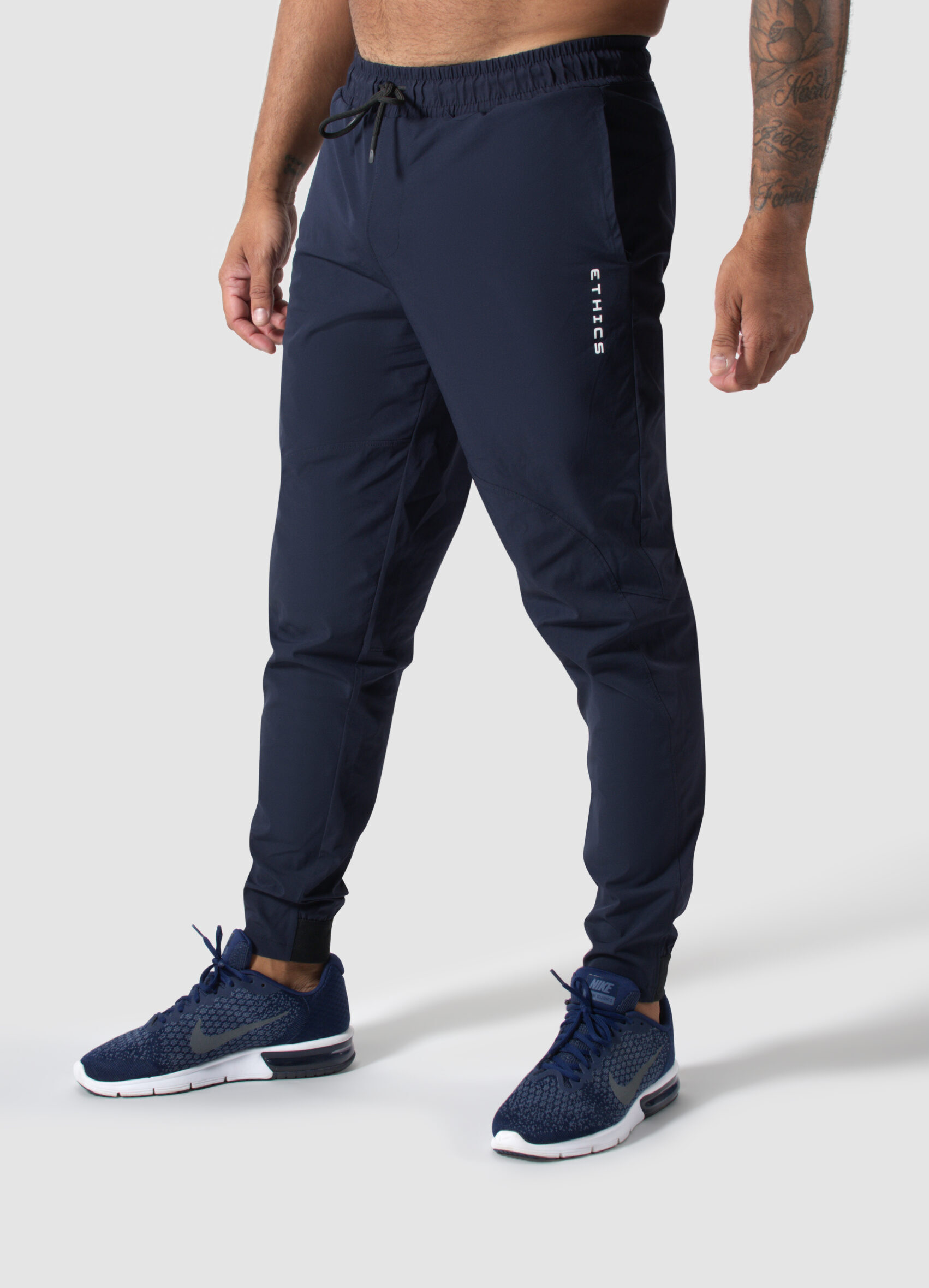 ethicsgymwear-heren-jogger-trainingsbroek-blauw Heren sport jogger met ademend materiaal